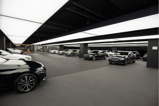 메르세데스-벤츠 인증 중고차 가양 전시장(KCC 오토).<메르세데스-벤츠 코리아 제공>